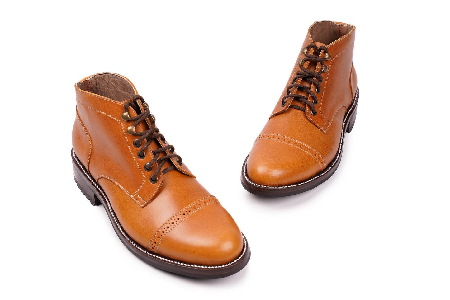 Brogue Captoe Brubeck Short de piel color miel — vista lateral (8) — Miles & Louie
