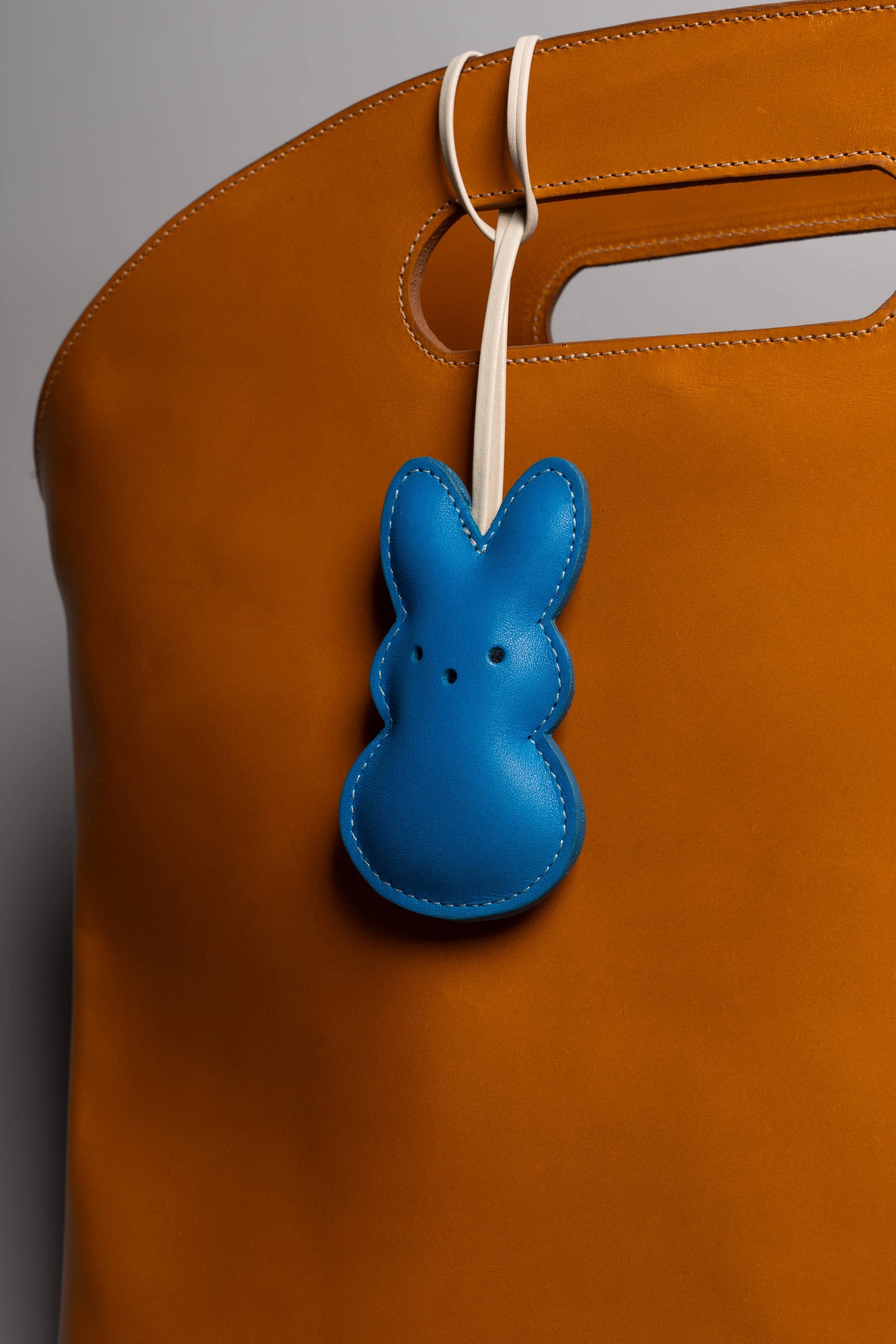 Peep Charm