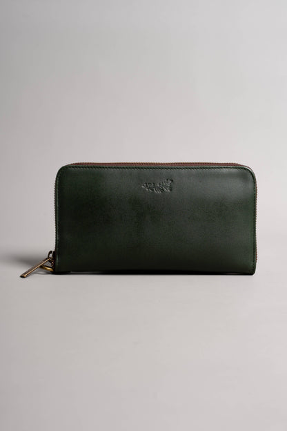 Zip Clutch