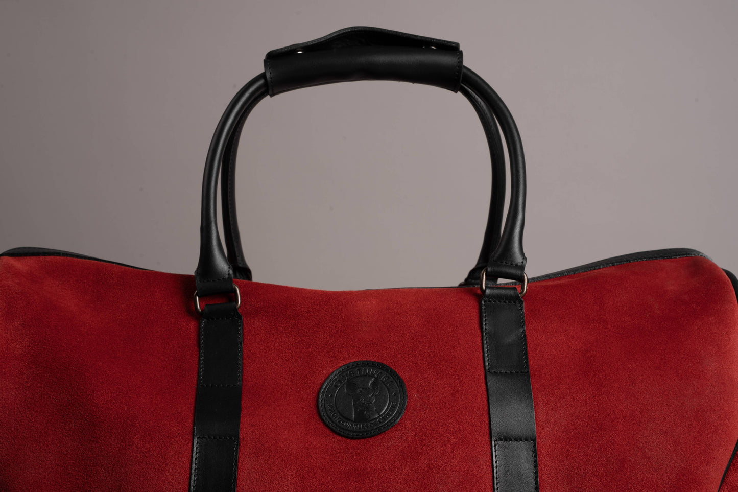Xolos Gym Bag de piel — vista posterior — Miles & Louie
