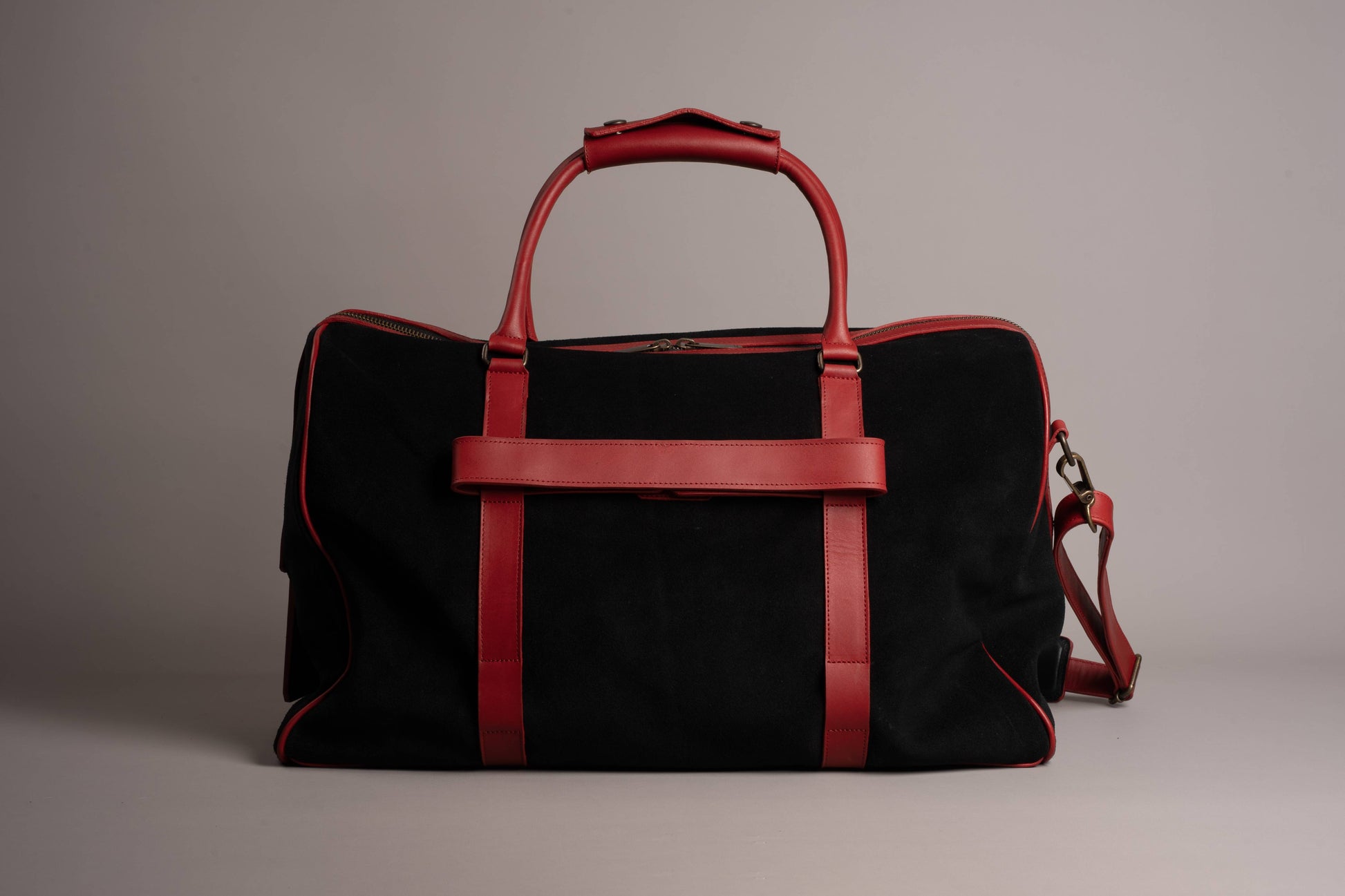 Xolos Gym Bag de piel — vista posterior (16) — Miles & Louie