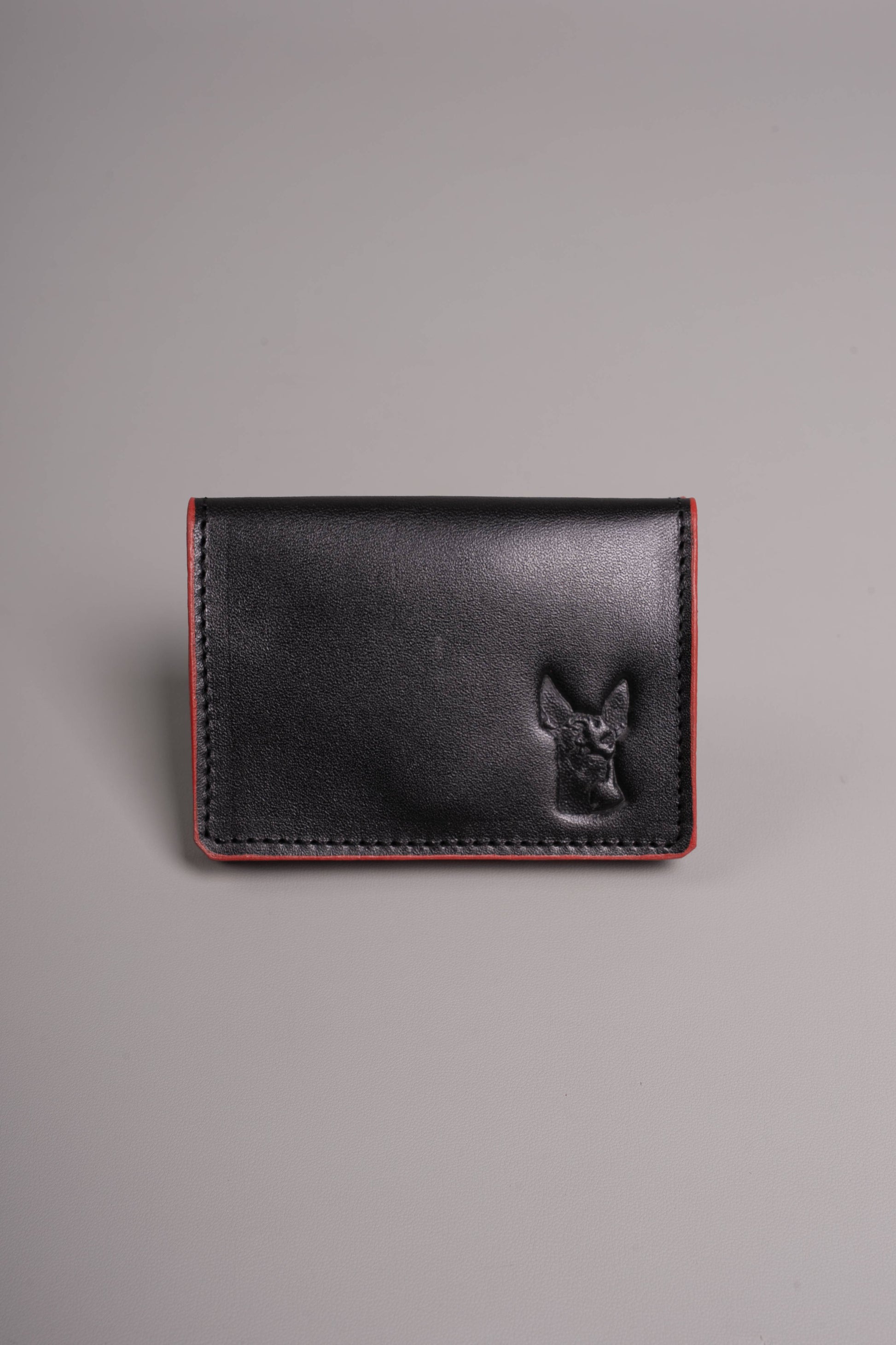 Xolos Double Cardholder de piel color negro, hecho a mano — Miles & Louie