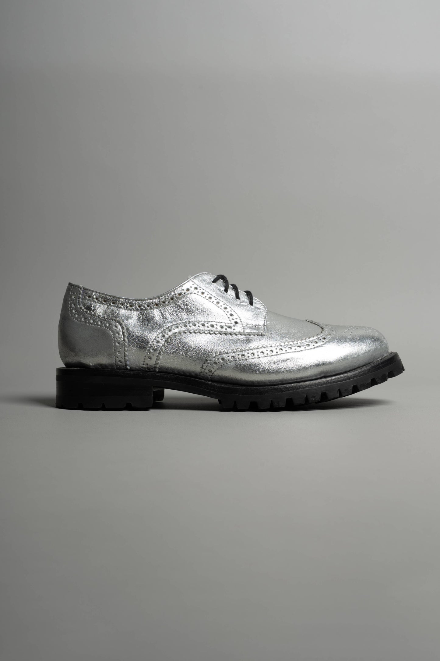 Iustitia Wingtip