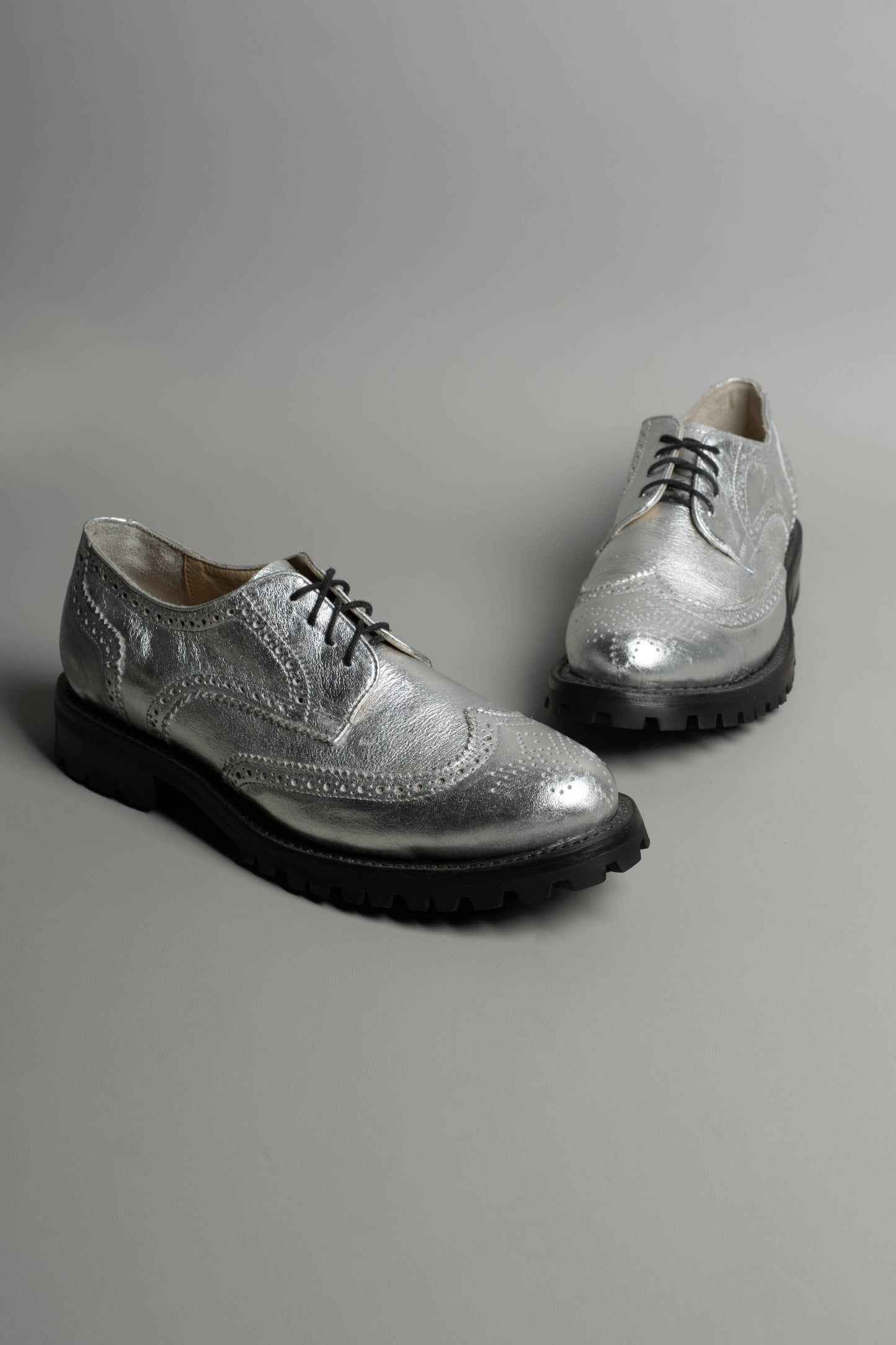 Iustitia Wingtip