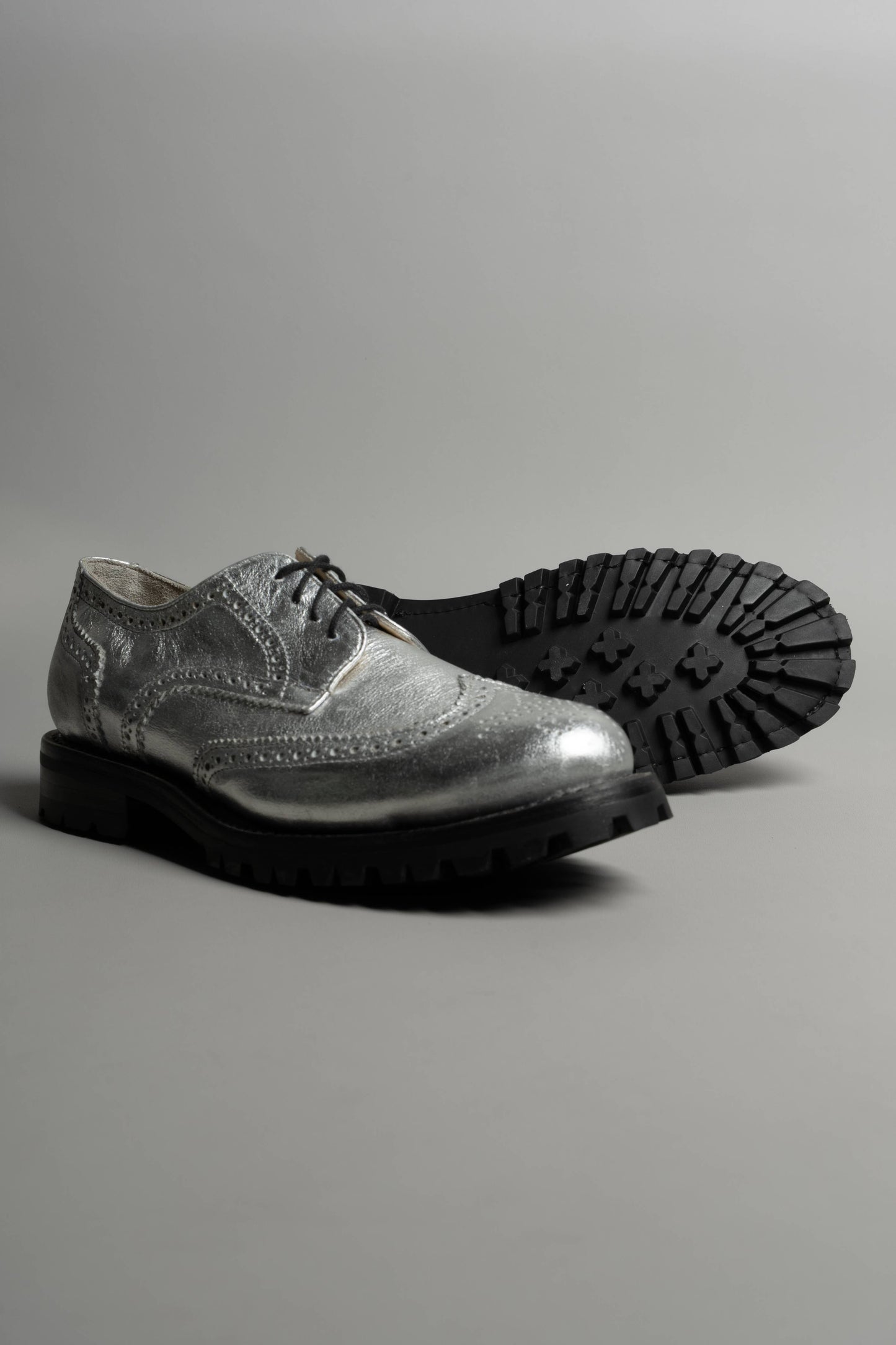 Iustitia Wingtip