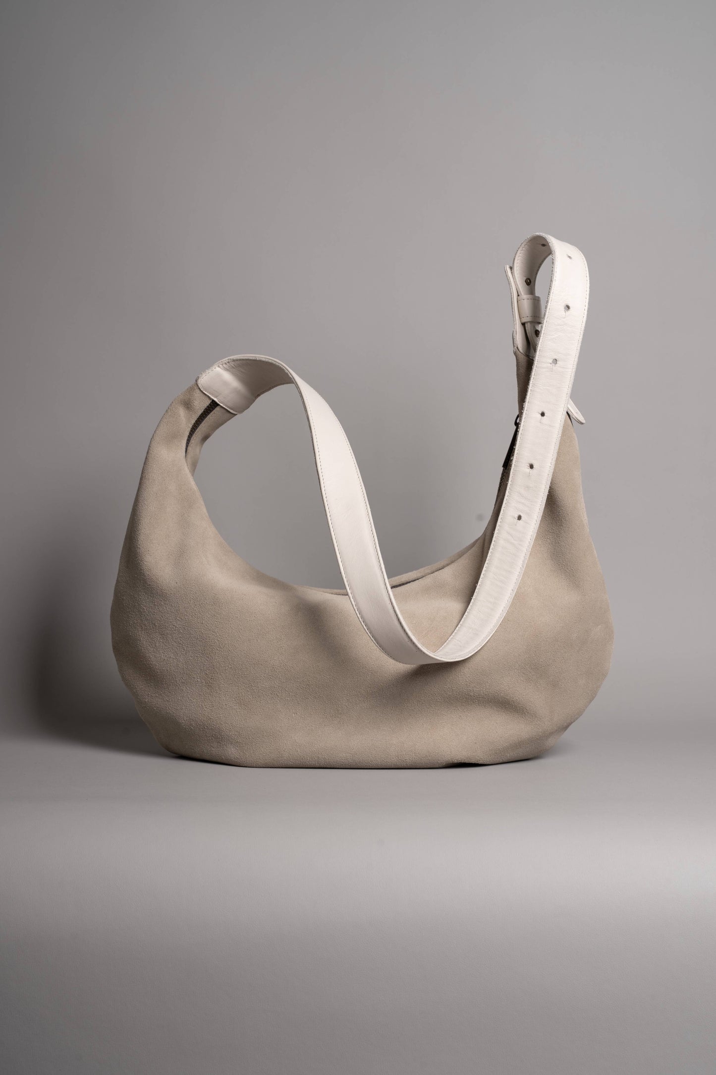 Jiyu Hobo Bag